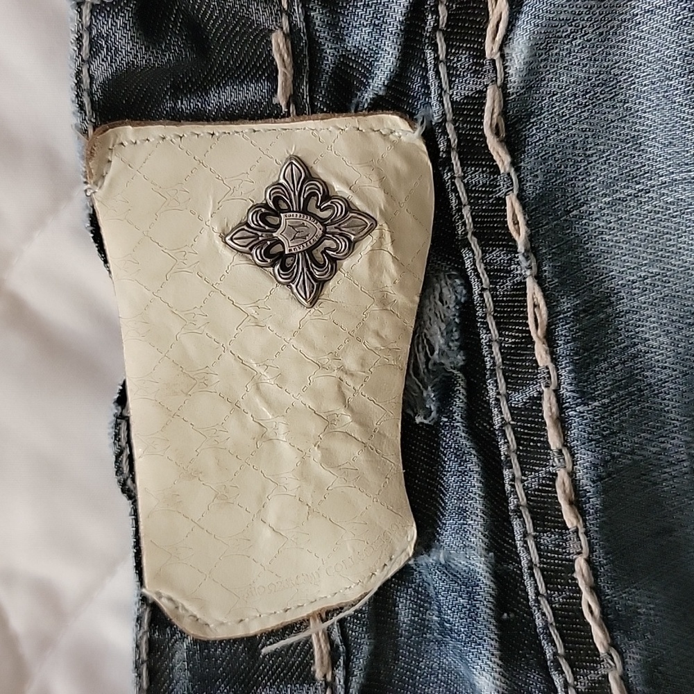 Monarchy Jeans - Picture 12 of 16